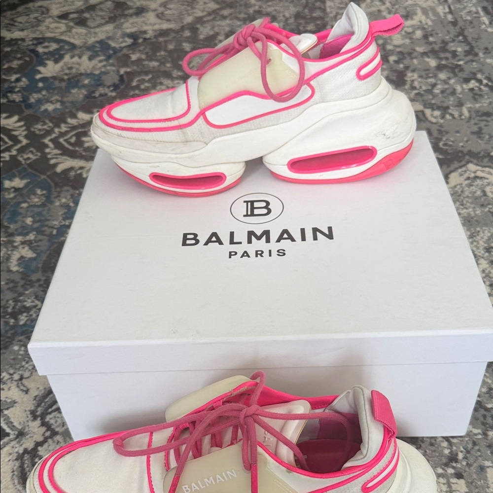 Balmain Women's Sneakers in Pink and Cream - Picture 2 of 5